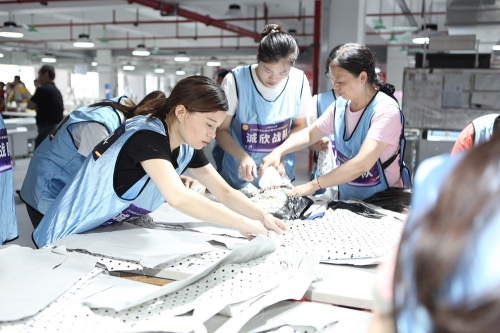 高新區(qū)服裝技能比武大賽